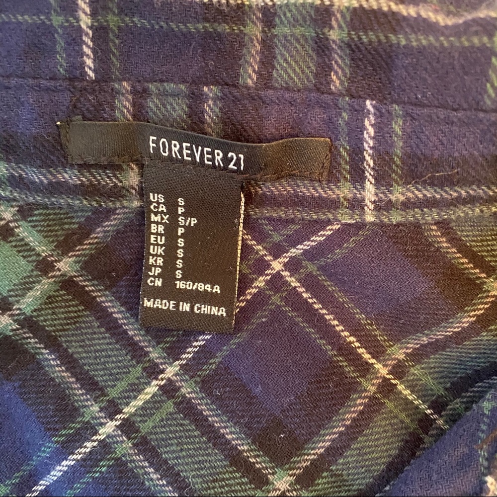 ❌ SOLD! Forever 21 Plaid Button Down Flannel - Picture 2 of 5